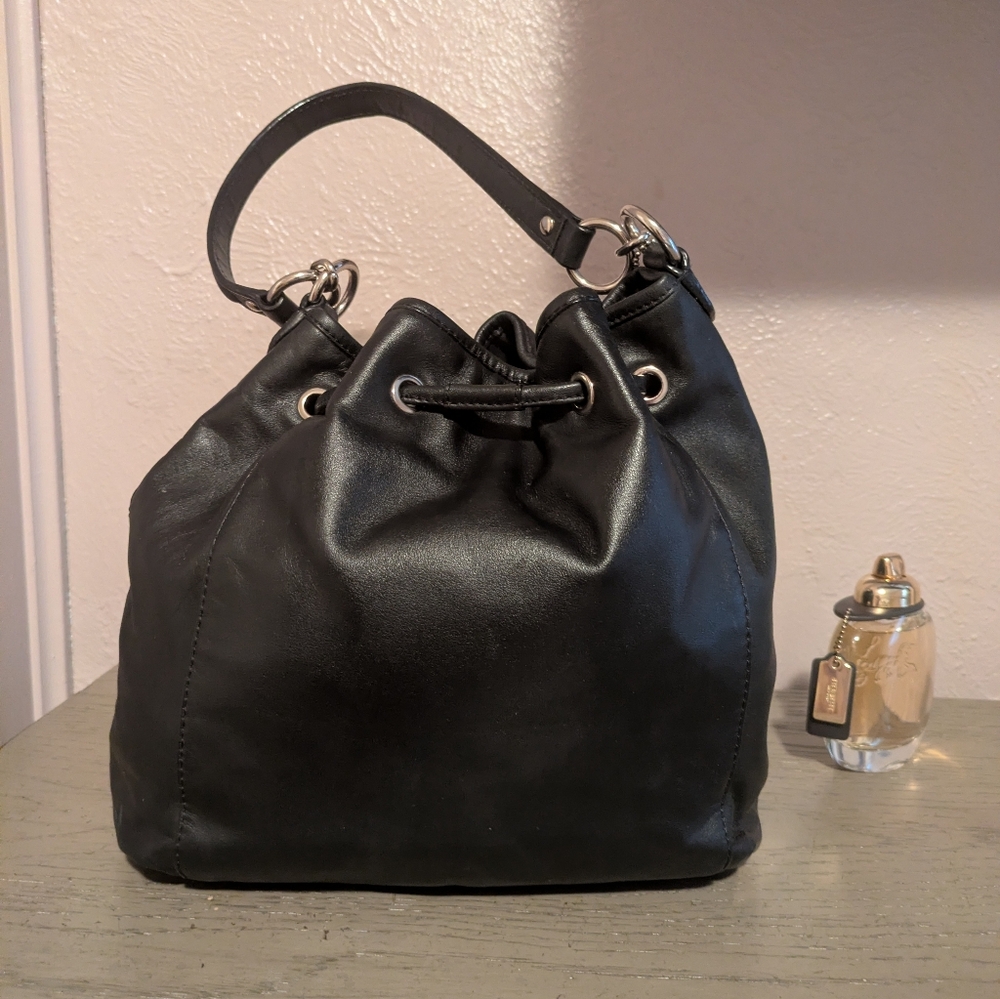 Coach 25661 Daisy Gorgeous Black Drawstring Soft Leather Shoulder Bag - Picture 2 of 15